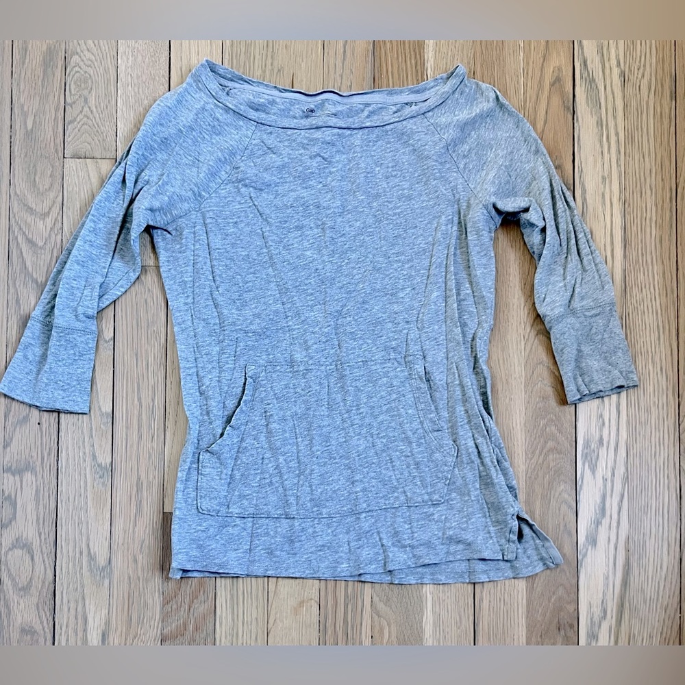 GAP The Minna Soda Wash Kanga Pocket Top. Size XS. Lt Heather Grey.